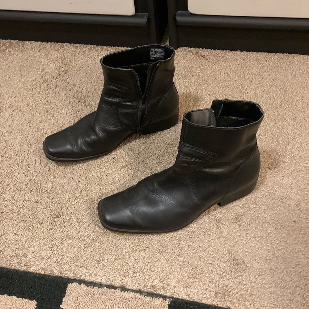 Men's Black Leather Ankle Boots